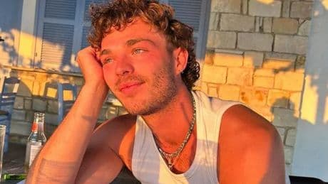 Armrest on Jet2 flight leaves man 'in stitches'