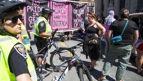 Mayor won't apologize after anti-Israel protesters halt Ottawa Pride parade, make demands