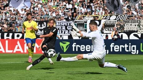 3:2 gegen Delmenhorst - Gladbach siegt mit Doppel-Hack