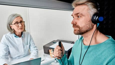 Hörtest bei Tinnitus: Deshalb kann er ratsam sein