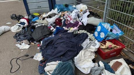 Umwelt und Entsorgung: Altkleidercontainer verschwinden – Hilfswerke schlagen Alarm