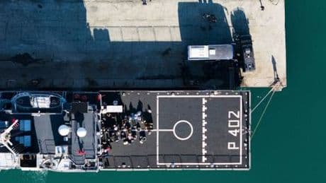Italien bringt erstmals abgelehnte Asylbewerber in albanische Lager
