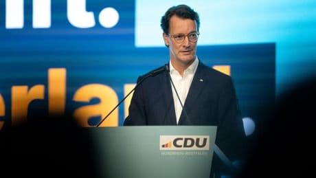 Schulen: Wüst: Keine Kürzungen bei Bildung trotz Sparzwängen