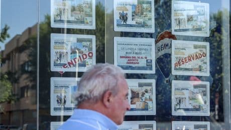La compra de viviendas crece un 5,9 % este junio y el precio se dispara un 9,9 %