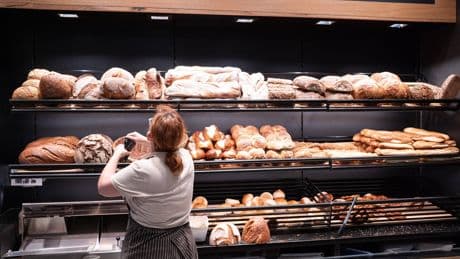 Nach über 30 Jahren ist Schluss: Bäckereikette verkauft alle deutschen Filialen