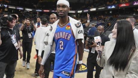 Un 'chupón' que puede dar el anillo a la Cenicienta de la NBA: "Es irreal'