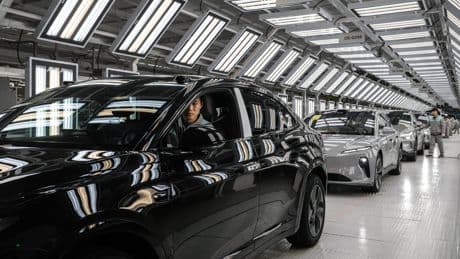 Door Trump zullen de VS de economische race met China verliezen, zegt expert Kyle Chan