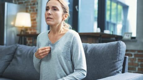 Östrogenmangel: Symptome, Ursachen, Behandlung