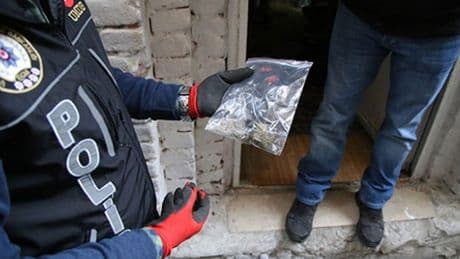 Diyarbakır’da düzenlenen uyuşturucu operasyonda 25 şüpheli yakalandı