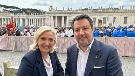 A la sombra del cónclave