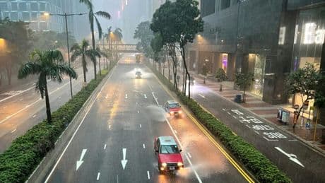 Rekord-Starkregen trifft Hongkong - Peking kommt glimpflich davon