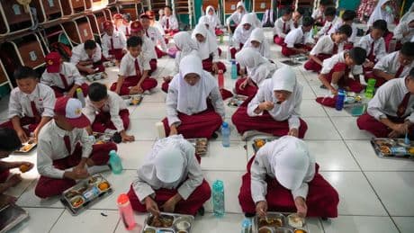 Education aid cuts to severely harm futures of children across developing world, research says