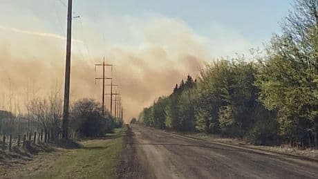 Alberta wildfires: Sturgeon County fire chief expects ‘significant fire activity’ on Wednesday
