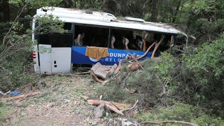 Eskişehir'de midibüs yoldan çıktı: 28 kişi yaralı
