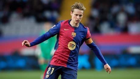 De Jong trabaja para romper con su agente