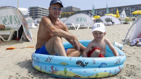 Zon, zand en zuinig of zwierig: zó duur (of goedkoop) maak je een dagje strand in Zandvoort