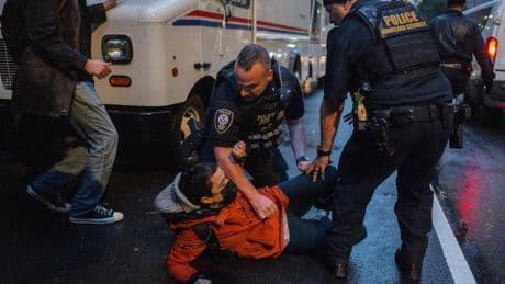 El Supremo de EE UU avala la deportación de más de medio millón de inmigrantes