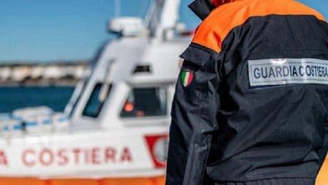 Pescara, 12enne annega davanti allo stabilimento balneare