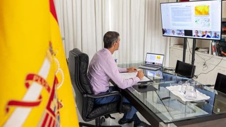 'Sánchez, fuera de juego'