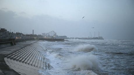 Storm Floris to hit UK on Monday with heavy wind and rain forecast