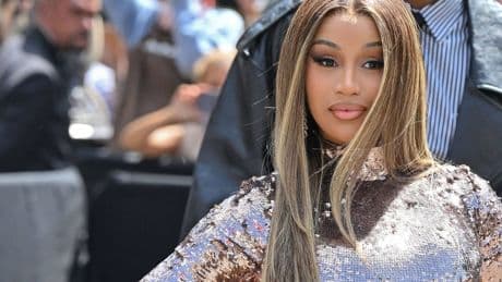 Cardi B: Sängerin von Fan wegen Körperverletzung angeklagt