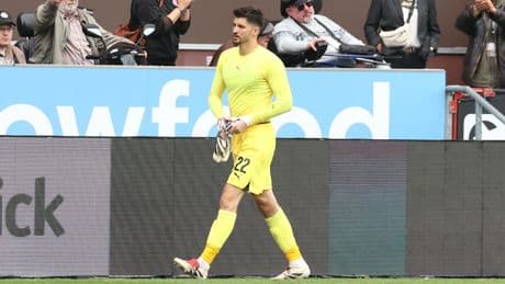 Torwart Vasilj gesperrt - Jetzt schlägt bei St. Pauli die Stunde von Big Ben