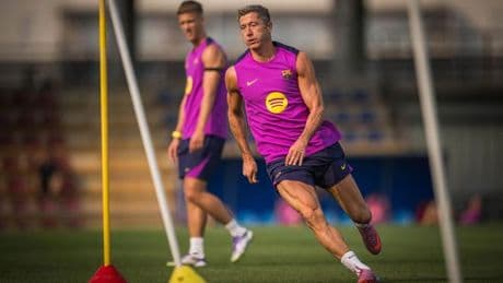 Lewandowski se asoma a su cuarto (y último) capítulo con el Barça