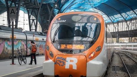 Caos ferroviario en los Rodalies de Cataluña: más de media hora de retrasos en la R4