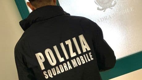 Perugia, preso lo stupratore della 21enne in centro. «Vieni a vedere il mio ristorante» e poi la notte di orrore. Lui è un 45enne afgano