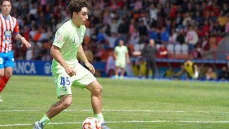 Así queda la clasificación del grupo 1 de la Primera RFEF tras la goleada del Barça Atlètic