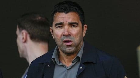 Barcelona sporting director Deco issues transfer update on futures of three stars