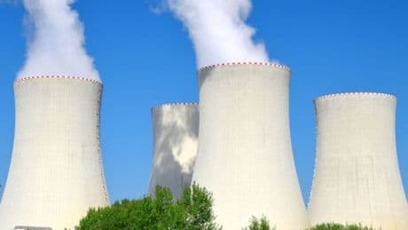 Dünya nükleer enerjiye geri dönüyor!