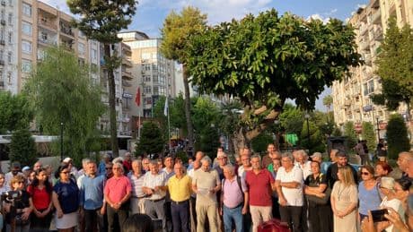 Mersin’de kayyım ve abluka protestosu: “İrademizi gasbettirmeyeceğiz”