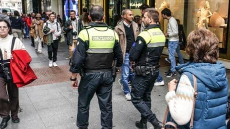 Euskadi registra 40.000 delitos en lo que va de año: «Cada vez hay más armas blancas en la calle»