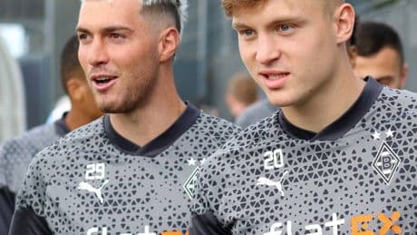 Borussias junge Außenverteidiger: Die Wege von Scally und Netz könnten sich nach vier Jahren trennen