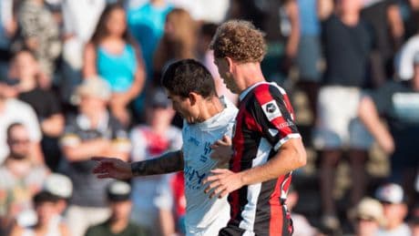 Llegar y besar el santo para Darwin Nuñez: gol en su debut