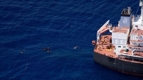 Sea Watch denuncia que las autoridades italianas le impidieron salvar a dos niños que han muerto y a otra persona desaparecida en la costa de Túnez