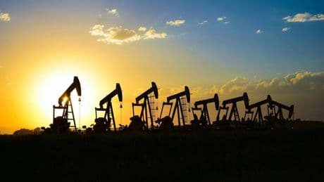 Internationale Energieagentur: Weltweite Ölinvestitionen sinken erstmals seit der Coronakrise
