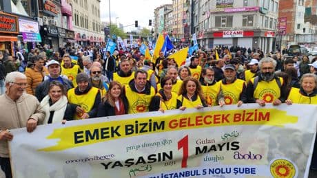 1 Mayıs | Kadıköy'de miting alanına yürüyüş sürüyor
