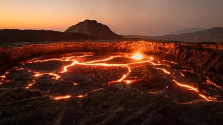 Mysterious deep Earth ‘heartbeat’ pulsing beneath Africa will form NEW ocean as it splits continent in two