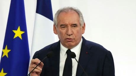 Frankreichs Premier Bayrou kündigt Vertrauensfrage an - Regierung könnte stürzen