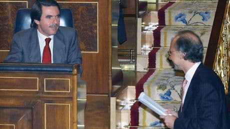 Aznar abortó su posible vuelta a la política tras denunciar que la AEAT de Montoro filtró sus datos fiscales por atacar a Rajoy