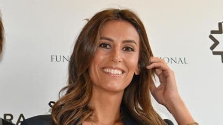 Ana Boyer, 36 años: “Aplico un intensificador del bronceado con protección 30 antes y durante la toma de sol; en el primer día ya noto el tono y cuida la piel con su efecto antioxidante”