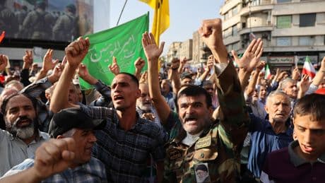 Les Iraniens s’inquiètent du risque de chaos et d’une fuite en avant du régime