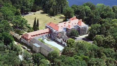 Zwangsversteigerung in Potsdam - ER bietet 13,75 Mio. Euro für die Siemens-Villa