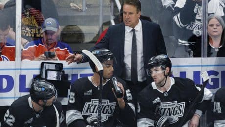 Luc Robitaille expects Jim Hiller to return as Kings' coach