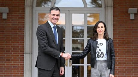 ¿Por qué no le salen las cuentas a Pedro Sánchez para someterse a una cuestión de confianza?