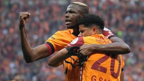 Napoli, Osimhen için Galatasaray'a süre verdi!