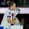 Engelse voetbalster speelde hele EK met breukje in scheenbeen: “Heel veel pijn gehad, maar voor Engeland heb ik dat over”