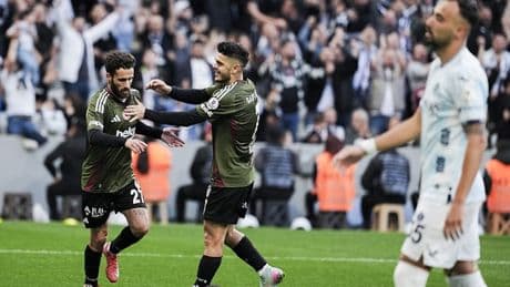 Beşiktaş 4-1 Adana Demirspor (MAÇ SONUCU - ÖZET) Kartal yıldızlarıyla 3 puana uçtu!